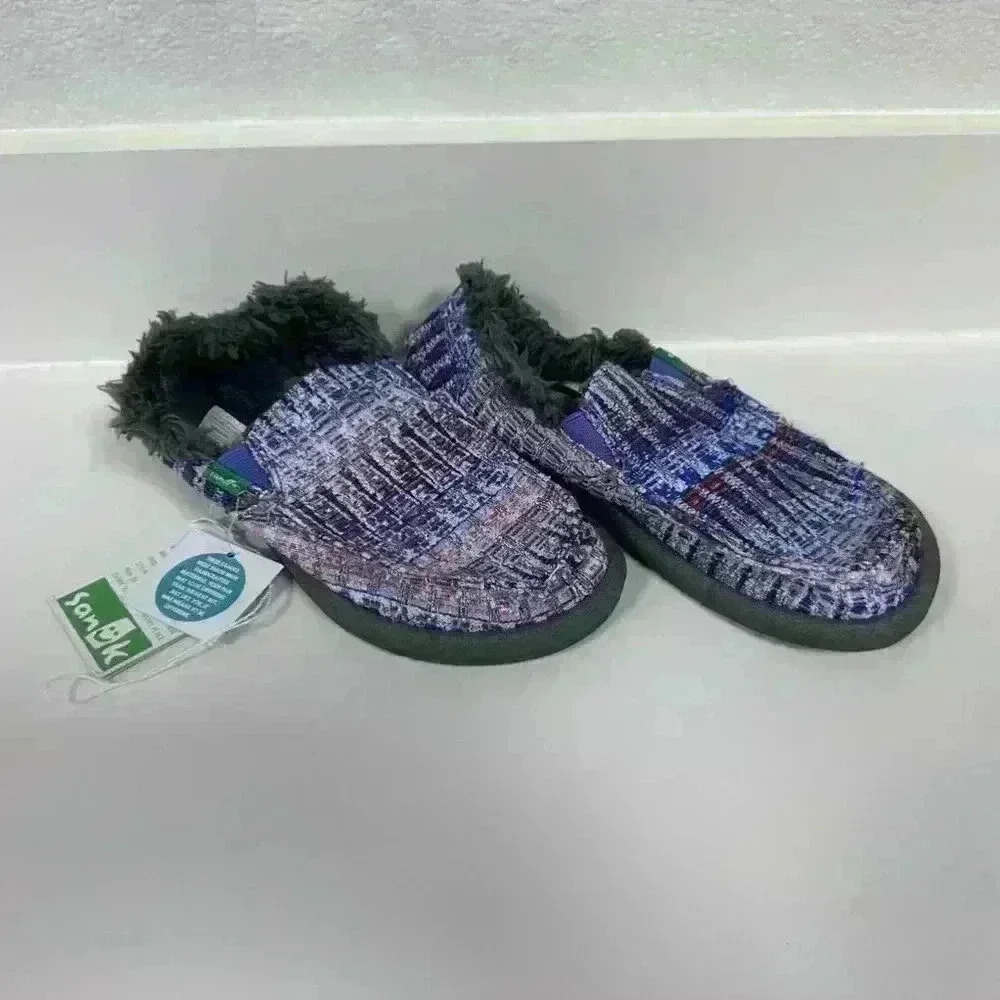NWT!!! Unisex Sanuk Slippers Blue Red Size 2 Kids!